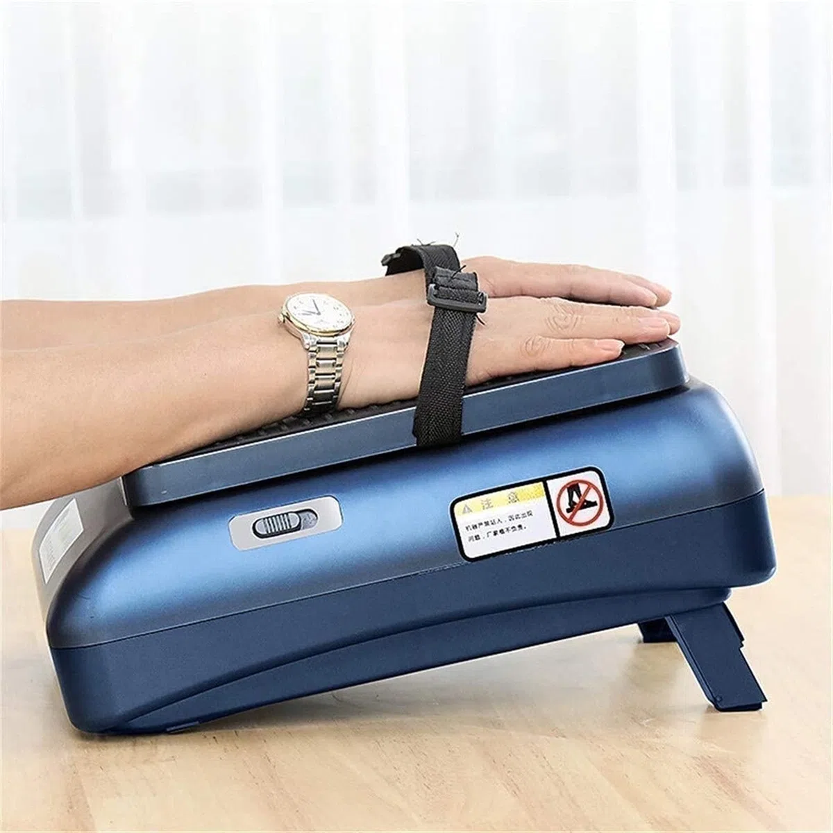 Esercitatore Elettrico per Gambe da Seduto, Macchina per Fisioterapia Domestica per Anziani Attrezzo Ginnico per Pedali Palestra Fitness Leg Cardio Training Migliora La Salute