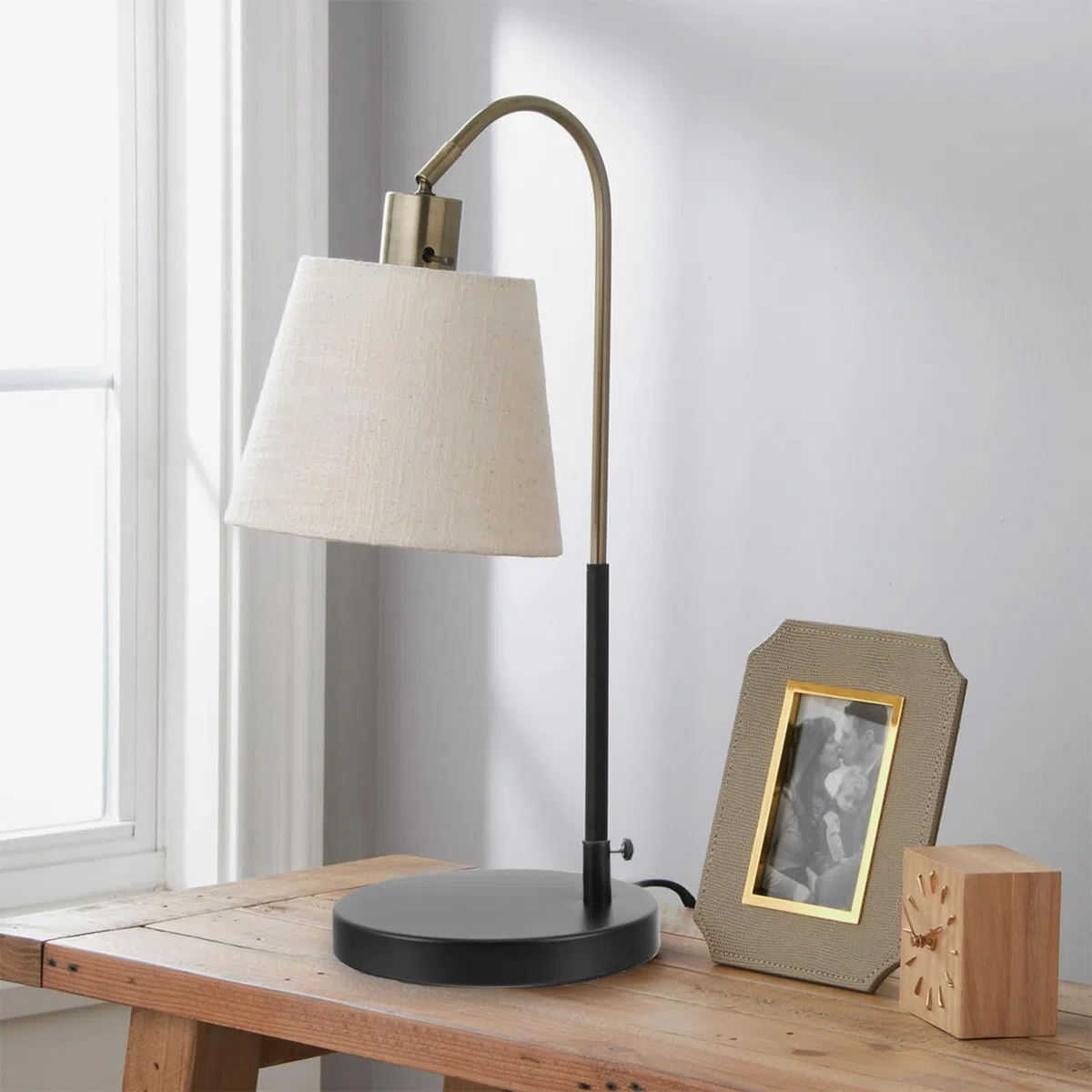 Gatuida Base per Lampada da Scrivania Nero Supporto Stabile per Lampade Braccio Snodabile Accessorio DIY per Illuminazione da Tavolo Elegante e