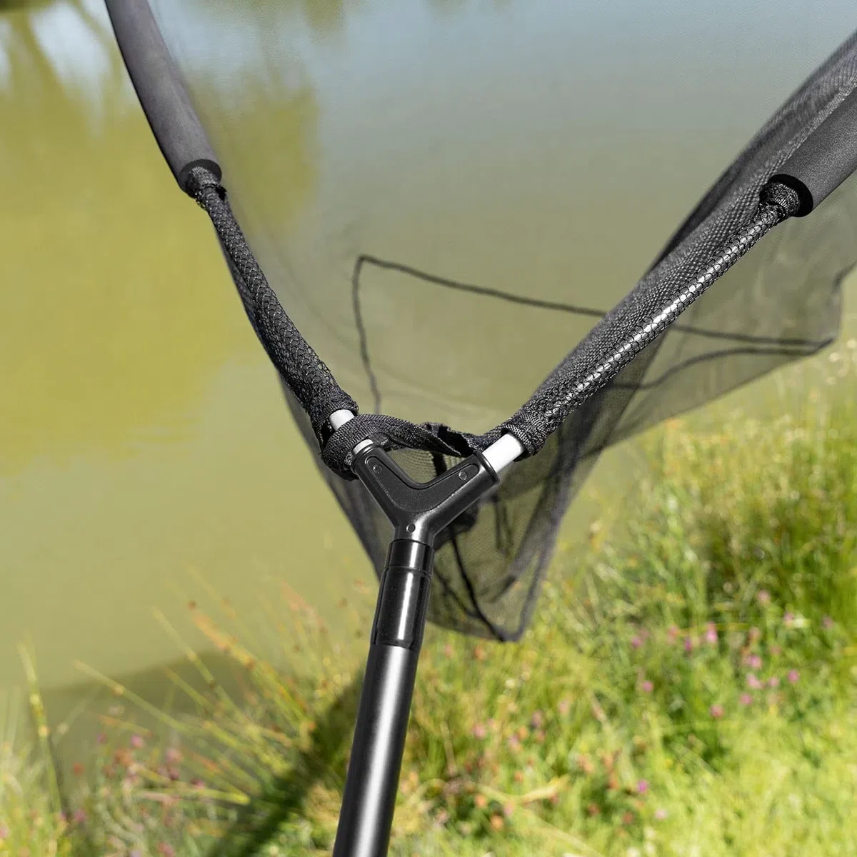 ATLAS Retino Da Pesca 107cm - Pieghevole | A Due Pezzi | Rete Con Manico In Carbonio | Guadino In Due Parti | Accessori Per Carpe | Attrezzatura Per Pescare