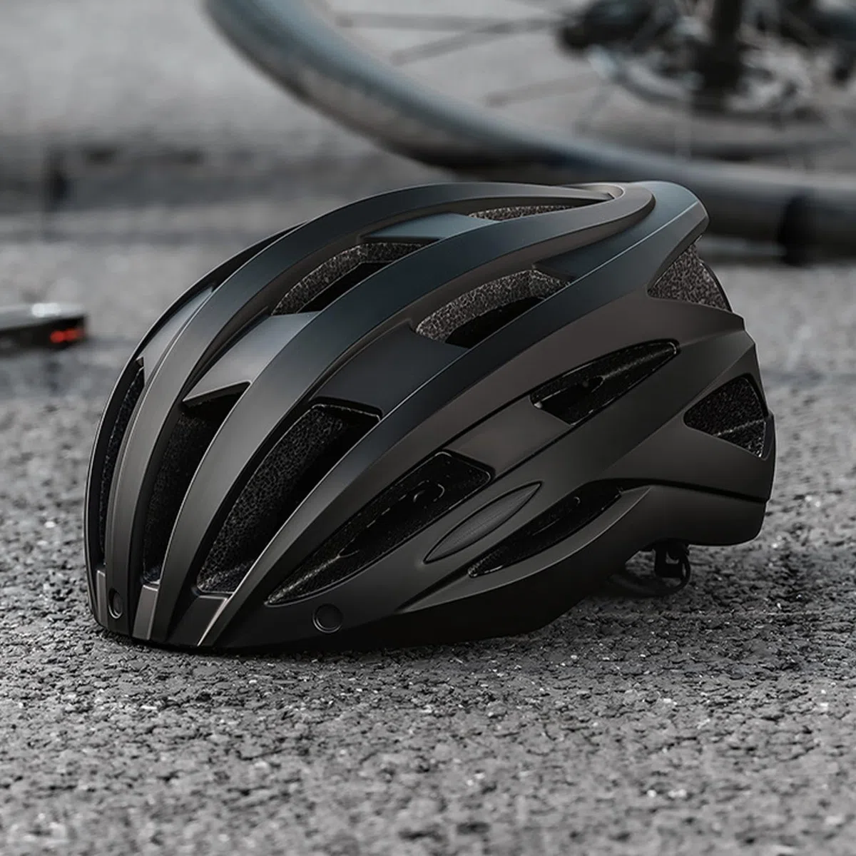 Mingzhe Casco da Bici con Visiera Magnetica Adatta per 62-65 Cm | Costruzione PC EPS, Occhiali Magnetizzati, 24 Fori di Ventilazione, Attrezzatura da Ciclismo per le Corse