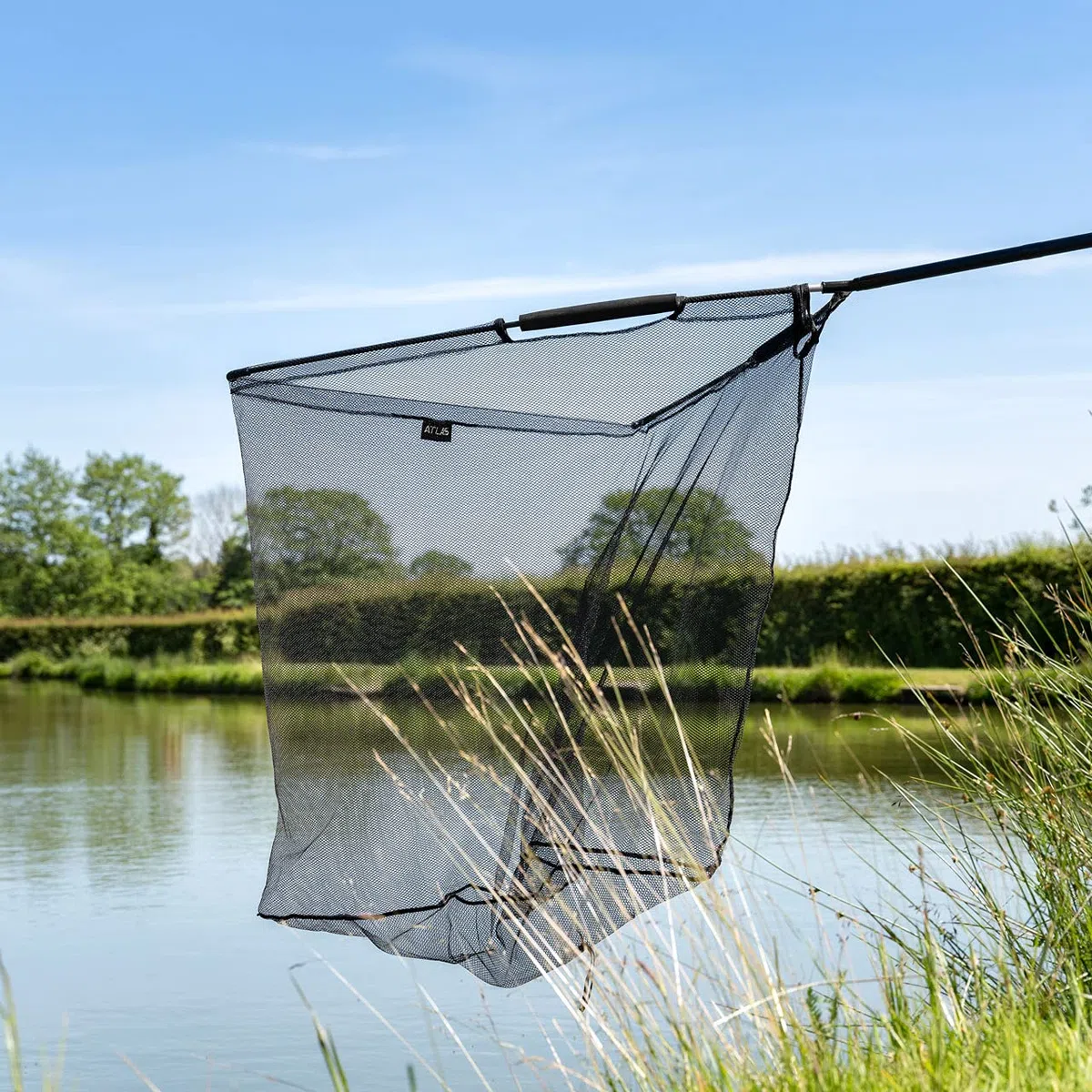ATLAS Retino Da Pesca 107cm - Pieghevole | A Due Pezzi | Rete Con Manico In Carbonio | Guadino In Due Parti | Accessori Per Carpe | Attrezzatura Per Pescare