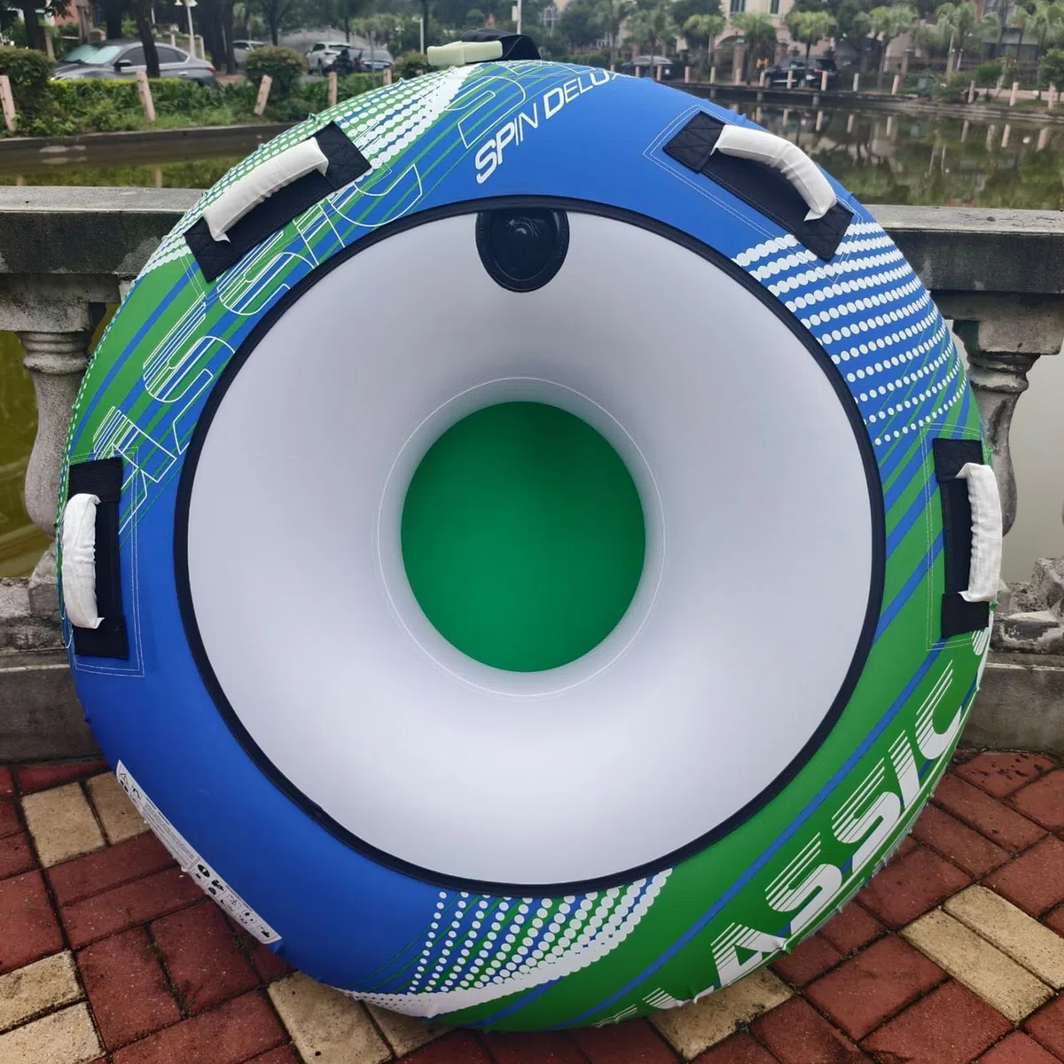 Tubi Gonfiabili E Trainabili Grande Portatile Resistente all'Usura | Zattera Gonfiabile Galleggiante Per Lago, Fiume, Spiaggia, Piscina, Sport Acquatici, Pesca, Wakeboard, Kayak, Nuoto E Sci