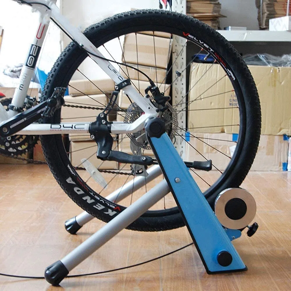 Bike Trainer Stand □ Portable Indoor Esercizio Bicycle Trainer Magnetic Flywheel, Stazionarie Bike Resistance Trainer per Bici da Strada e Mountain Bike con Motivo a Filo (Color : Blue)