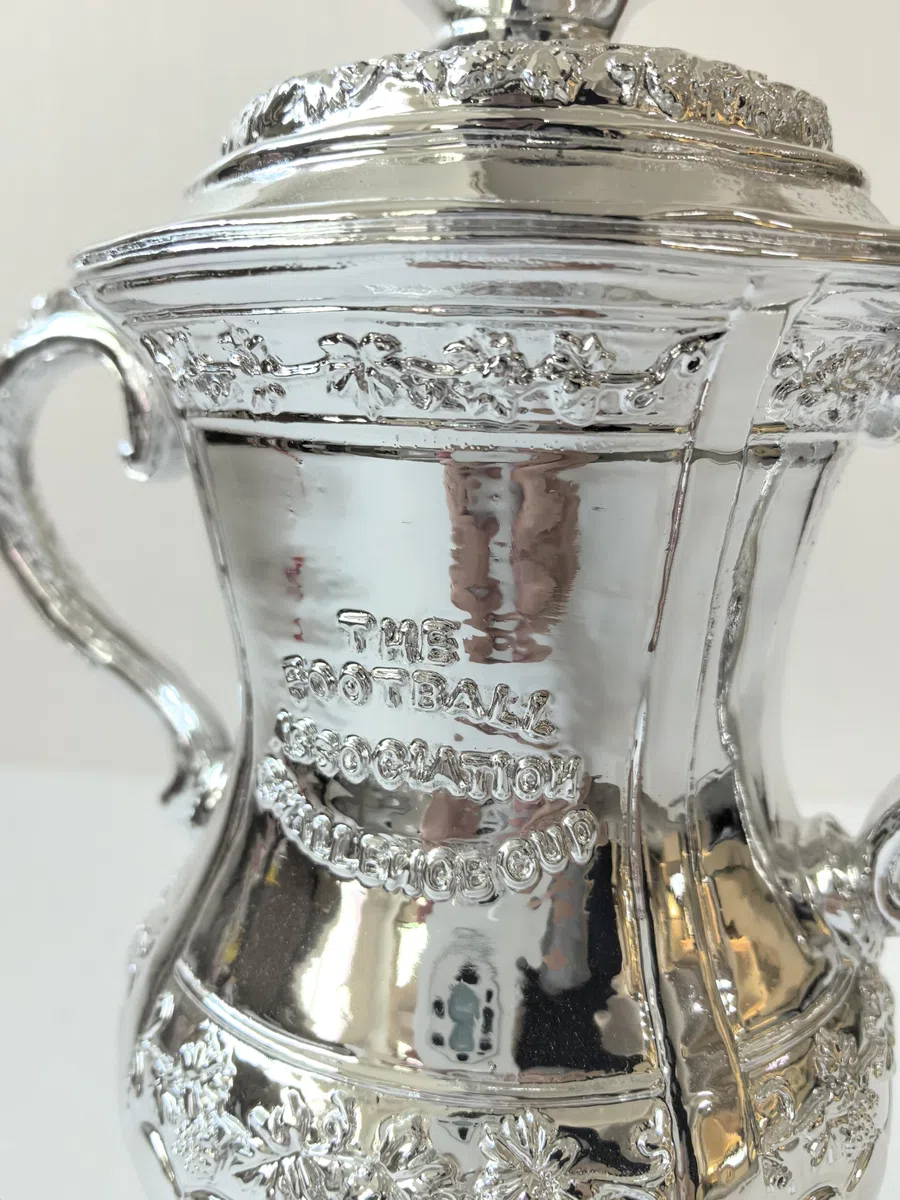 Trofeo di Champion League con portachiavi per fan europei da collezione, 44 cm/17,3