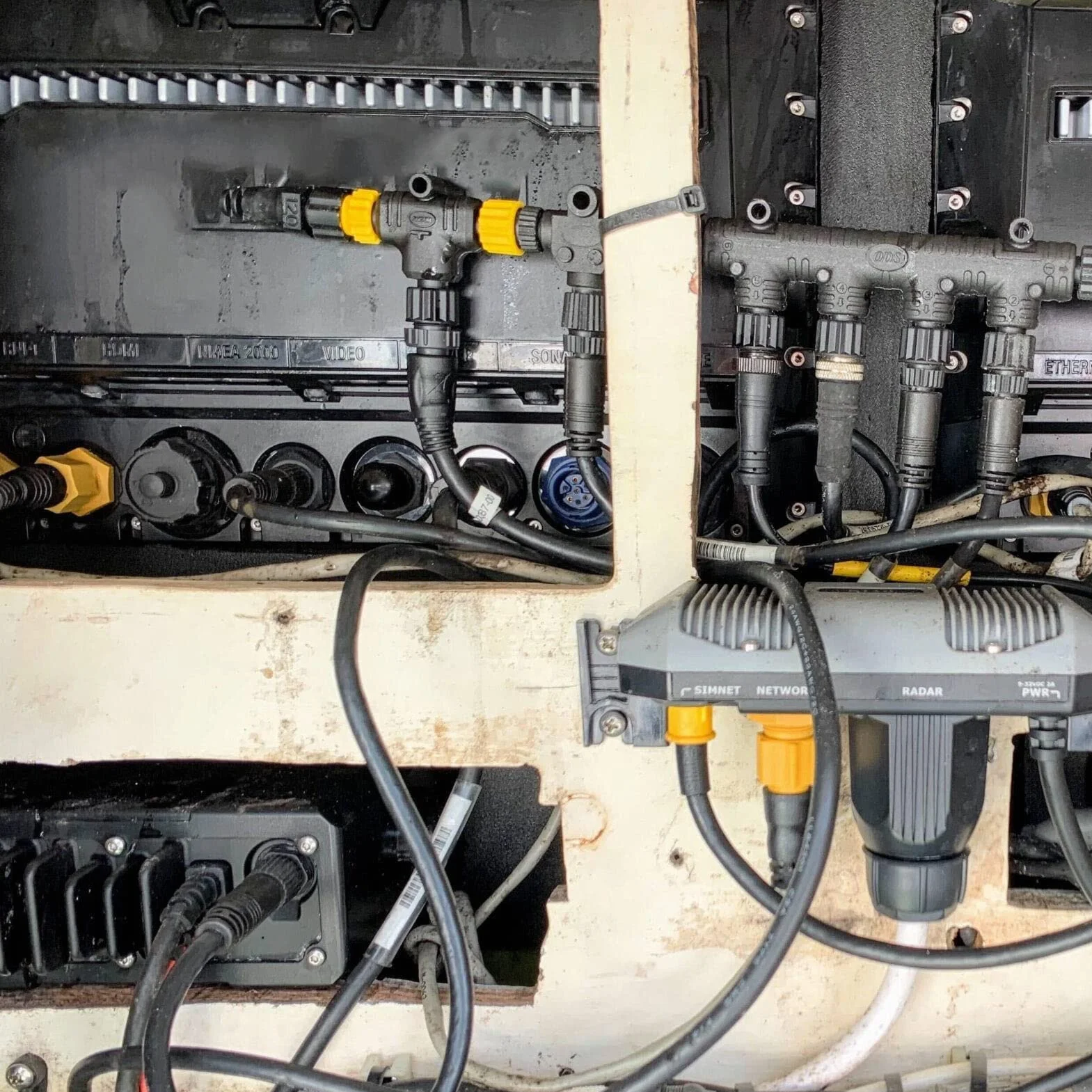 2000 Network T,Nmea 2000 4 Port,Nmea 2000,Nmea 2000 T Connectorfor Nmea 2000 N2K 4 Ports Tee Connector M12 5 Pin Ip67 Waterproof Per Lowrance Networks
