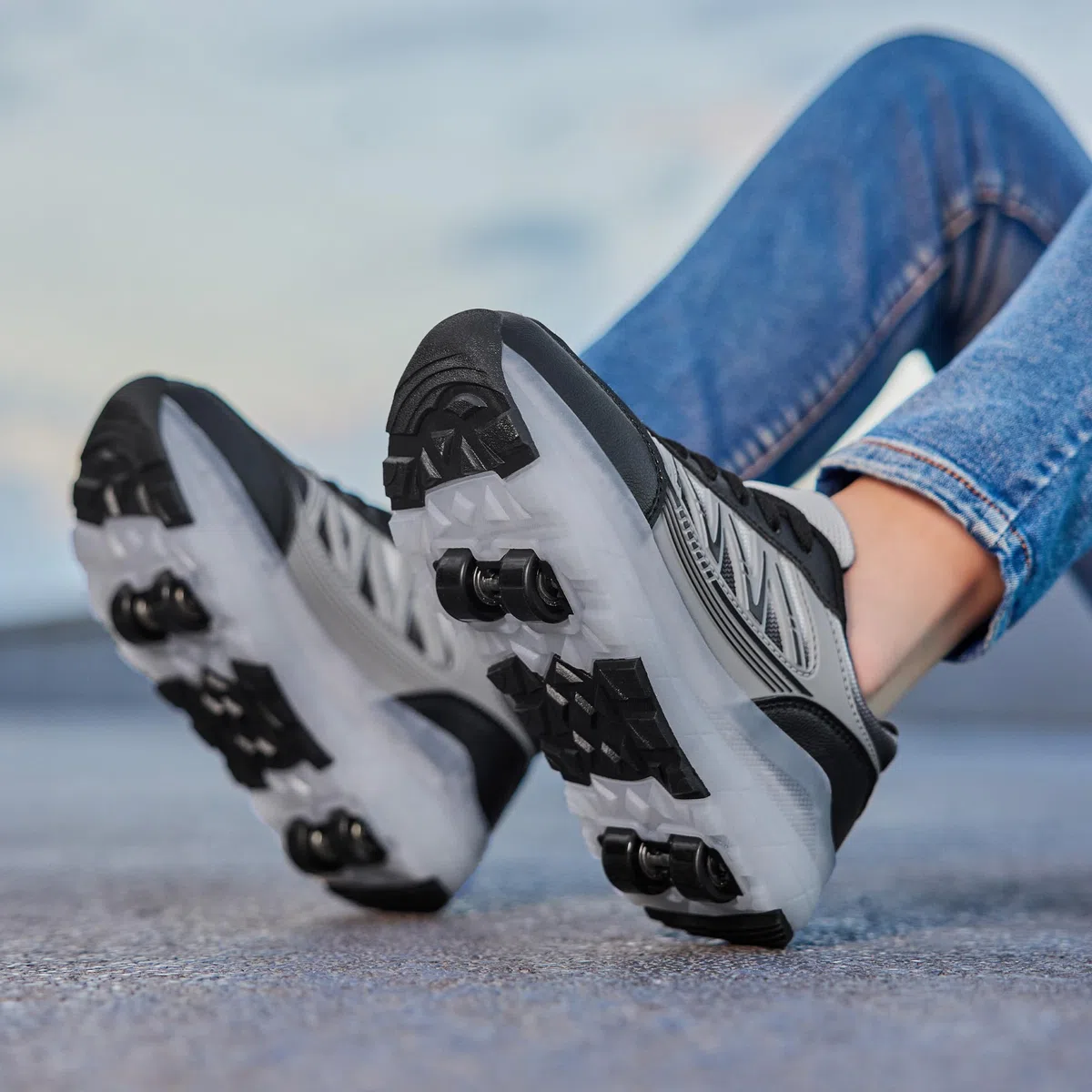 Scarpe da skate a rotelle per donne e ragazze, con ruote staccabili, adatte per Halloween, Natale, feste di compleanno