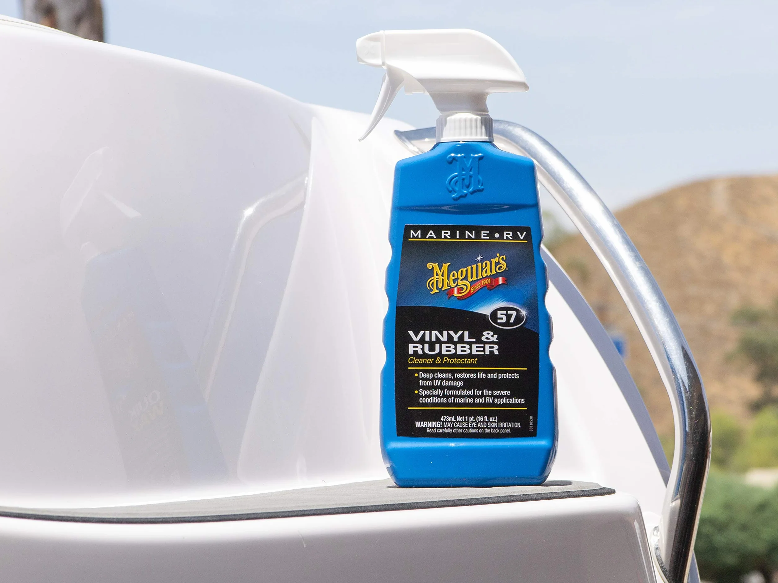 Meguiar's M5716 Detergente e protettivo per vinile e gomma per marine/camper, detergente e protettivo per vinile per barche, rivitalizza plastica e gomma con una formula non grassa facile da usare