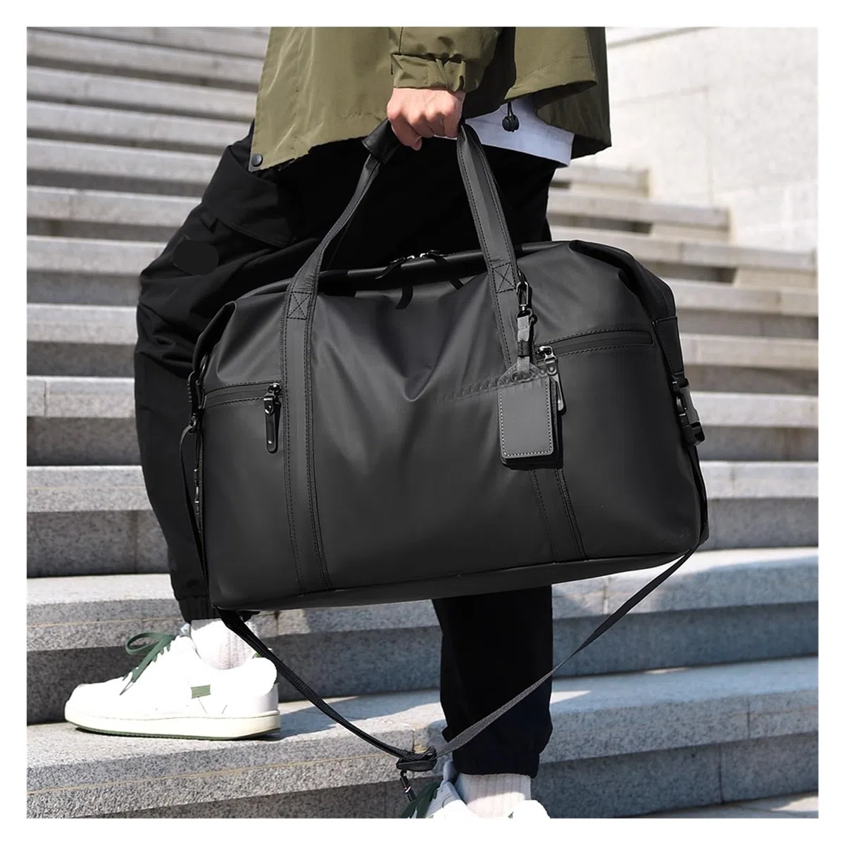 Generico Borsa da palestra - Borsone nero con tracolla regolabile, compatibile for gli amanti dei viaggi e dello sport, attrezzatura for il fitness