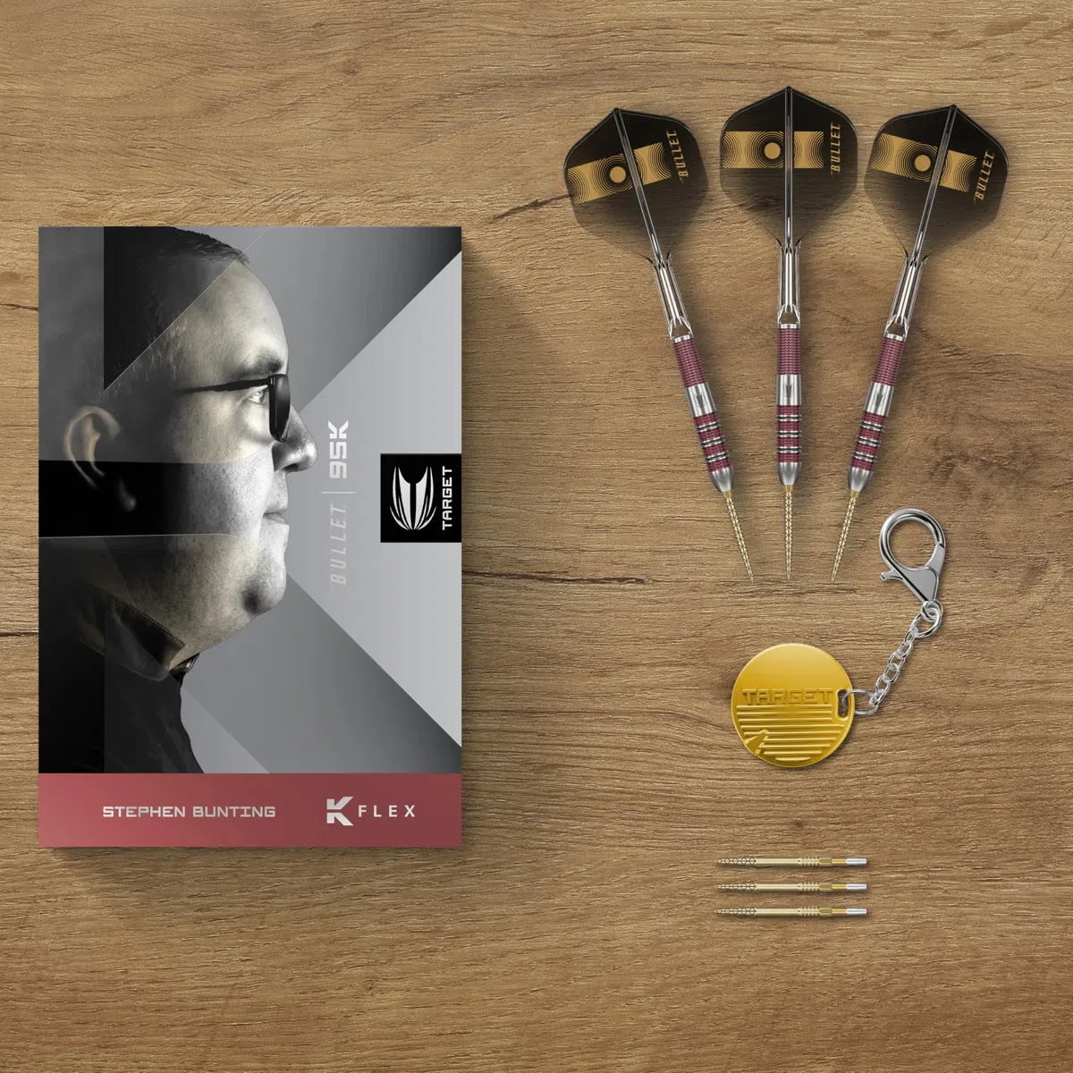 Target Darts Stephen Bunting 95K Set Dardi in Acciaio Swiss Point, 18G/22G/23G | Alette e Aste Kflex, The Bullet Player Edition Freccette al 95% di Tungsteno, Punte DX Dorate Ricambio Portachiavi