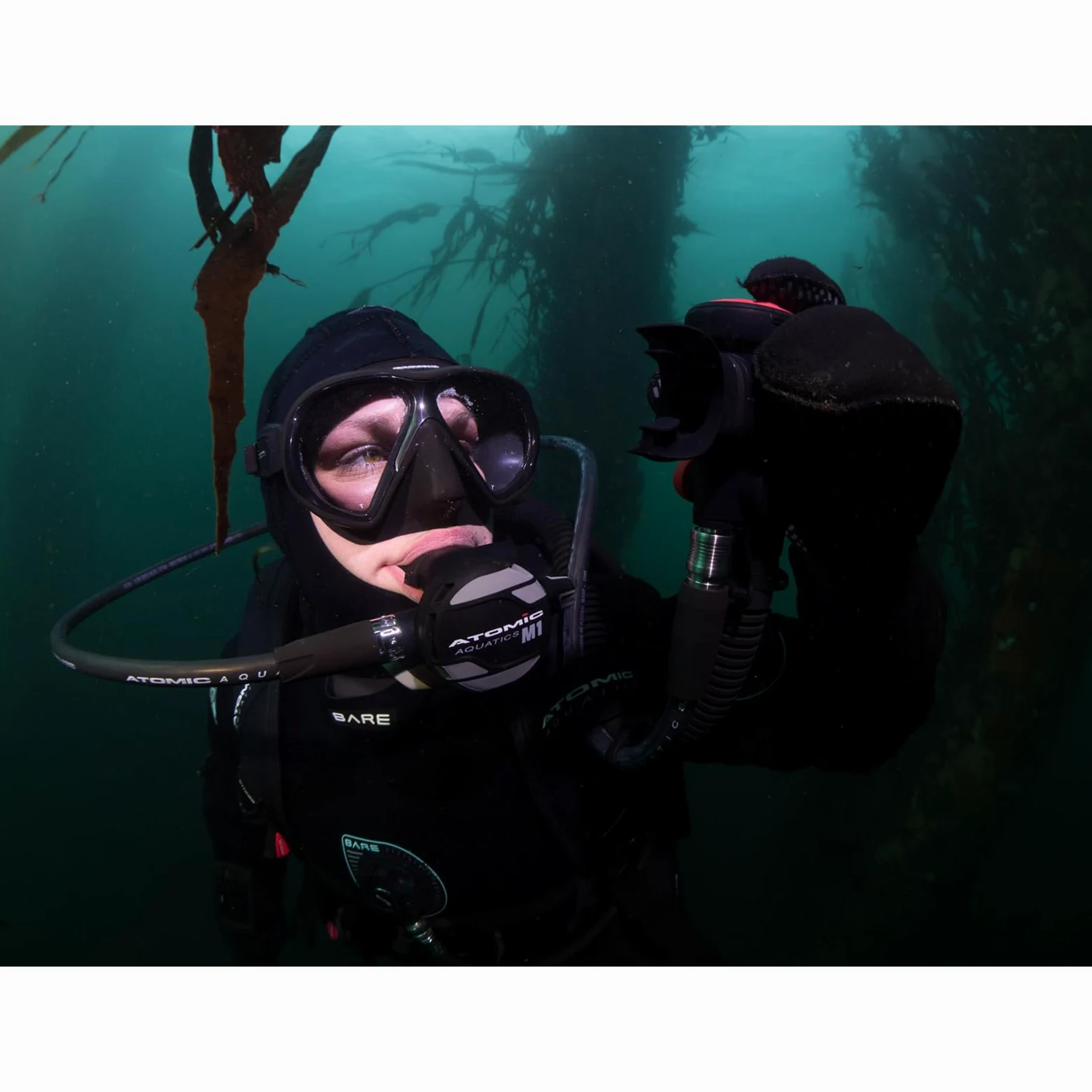 Atomic Aquatics SubFrame SubFrame - Maschera subacquea con lenti ultra trasparenti