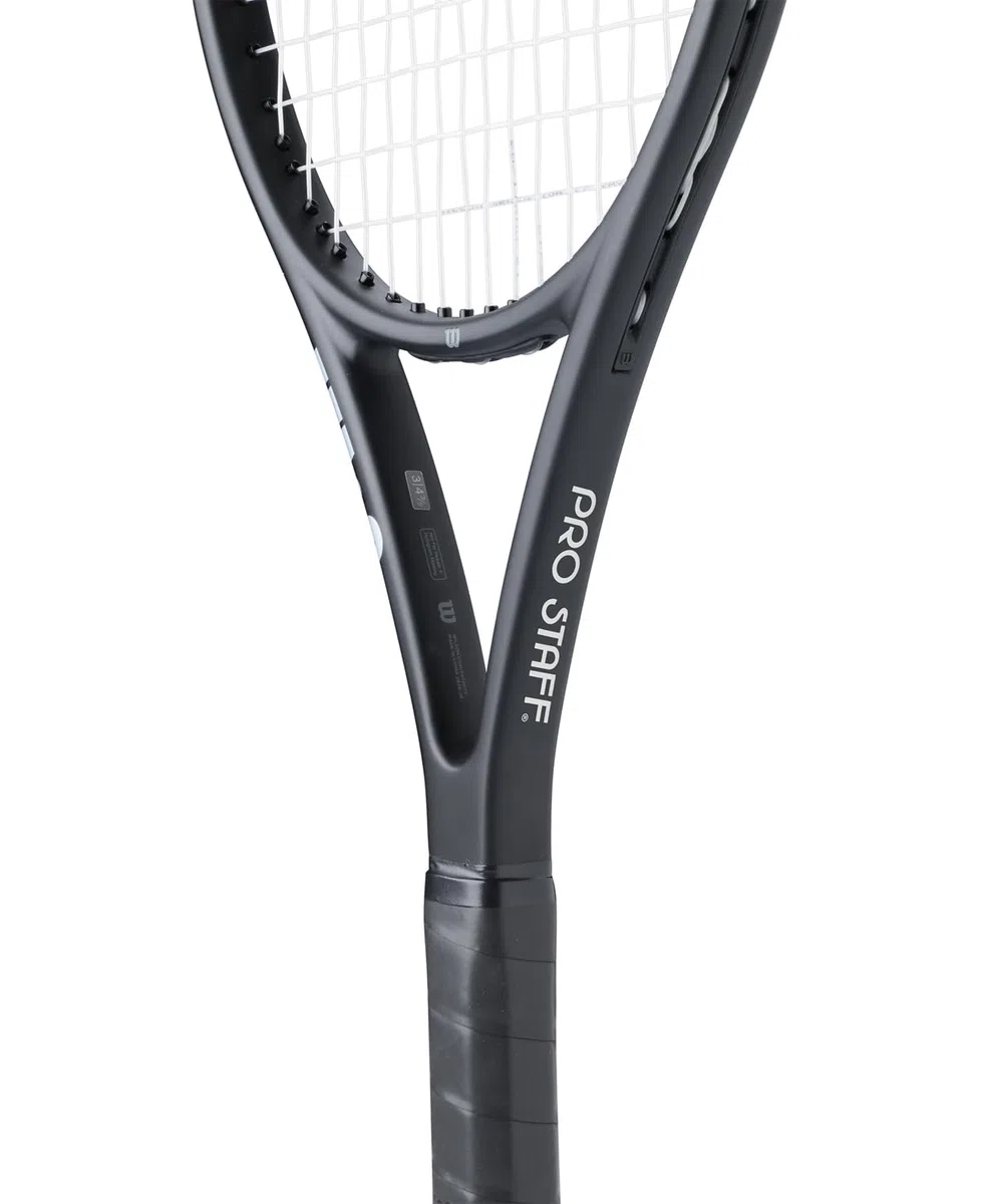 Wilson Racchetta da Tennis Pro Staff Team Classic, Stile Vintage con Innovazione Moderna, Con String Mapping per una Maggiore Precisione, Nero, Grip 3