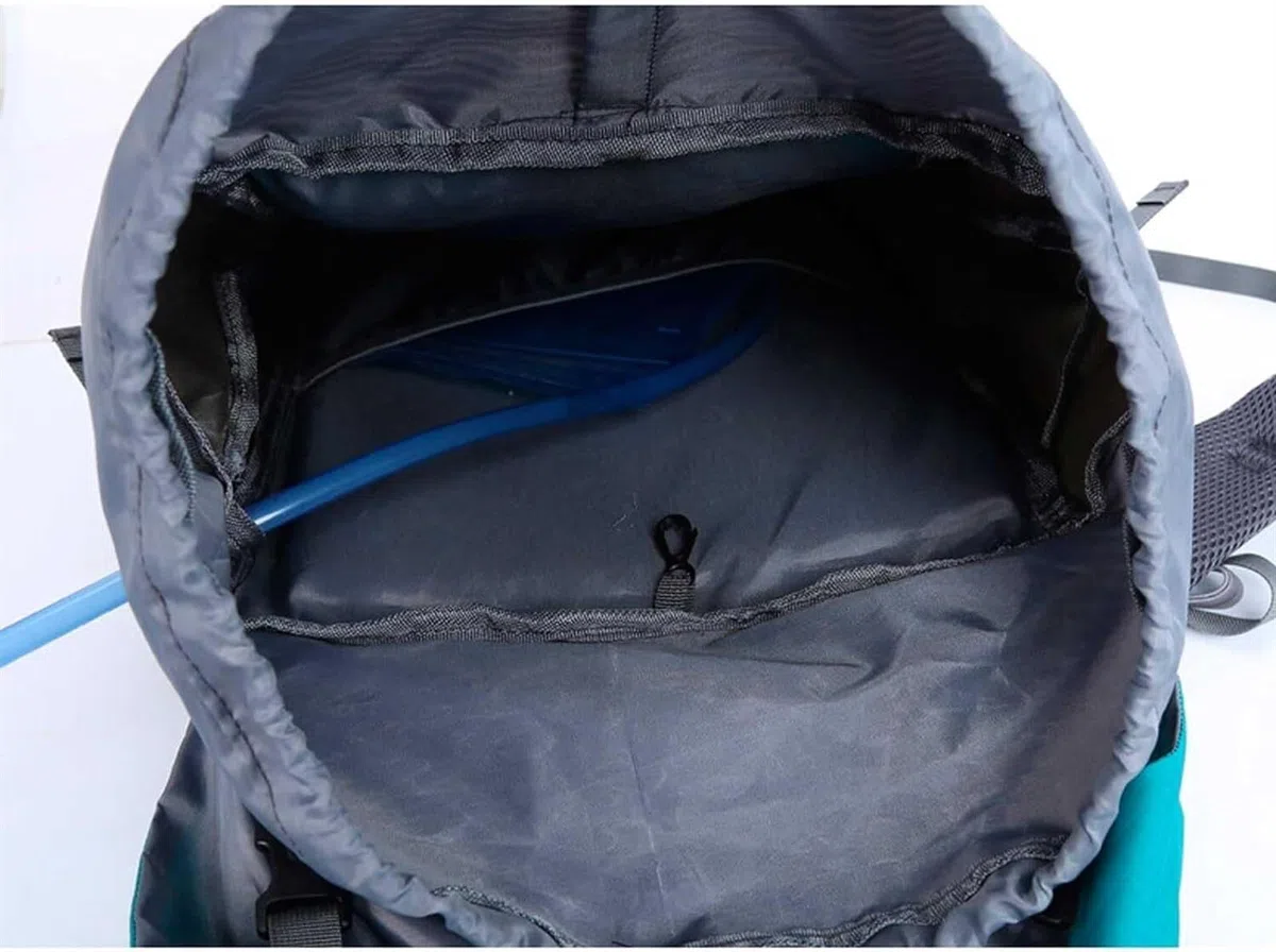 Zaino da Trekking Zaino Leggero da Viaggio 65 Litri per Escursionismo, Impermeabile Resistente E Pratico per Il Campeggio Multifunzionale Viaggio(Oranje)