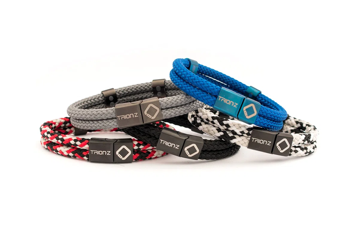 Trion:Z, Zen Loop Duo - Bracciale terapeutico magnetico con tecnologia Trion:Z e design alla moda Small Nero/Argento/Grigio