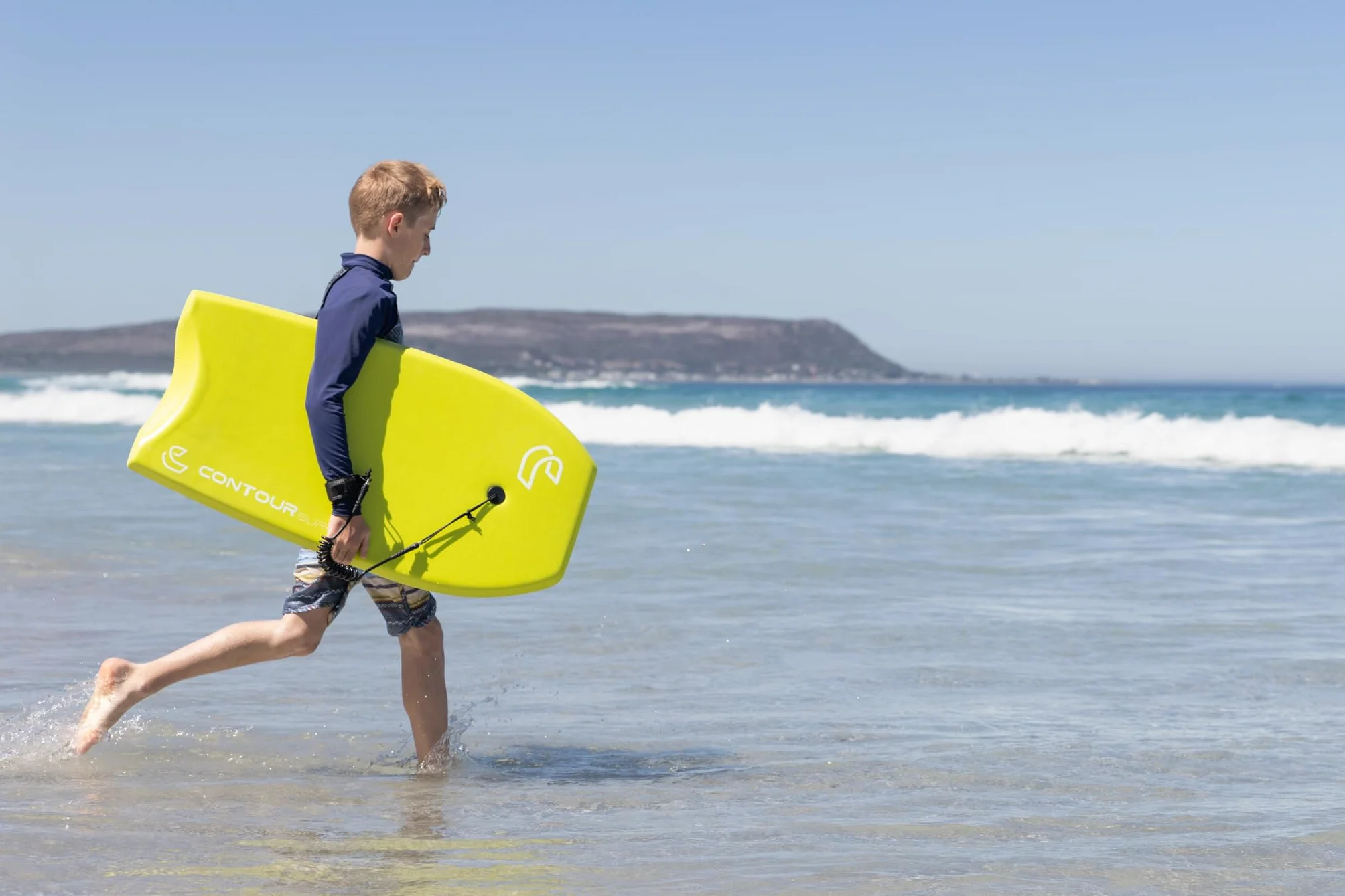 Body Board per spiaggia, leggero, resistente, con nucleo in EPS a doppio canale, doppio cavo girevole da polso a spirale, ideale per resort estivi e spiaggia divertente stemma