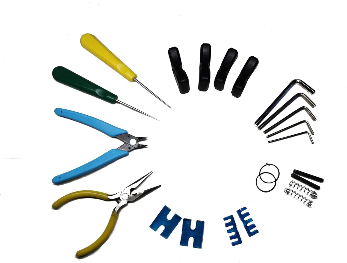 Incordatrice con set completo di attrezzi per racchette da tennis, badminton e squash