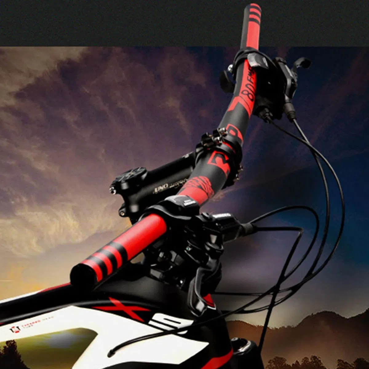 YLME Manubrio per Mountain Bike, Manubrio MTB in Lega di Alluminio da 31,8 Mm, Manubrio per Bicicletta A Forma di Rondine per Ciclismo su Strada di Montagna BMX
