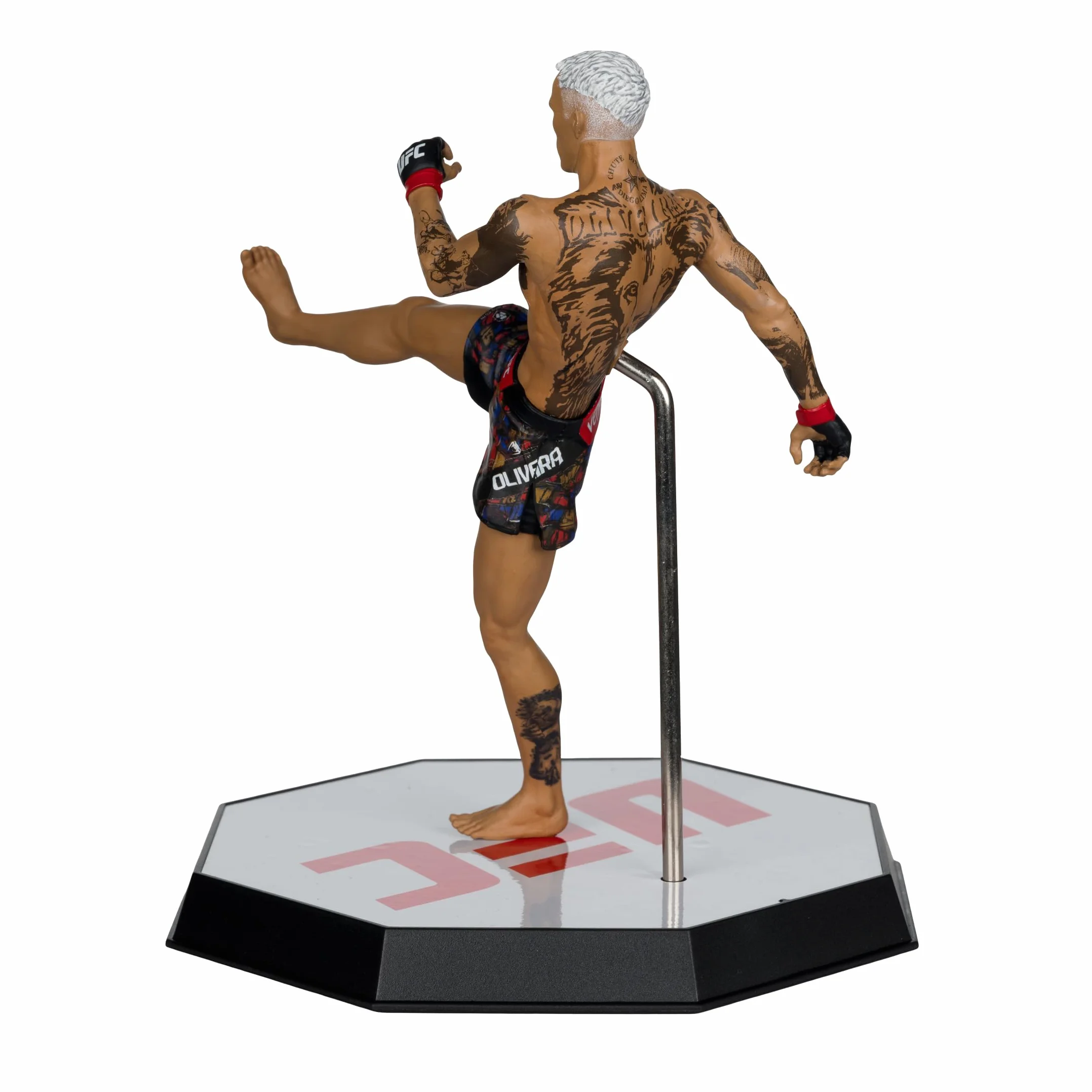 McFarlane UFC Charles Oliveira - Plettri sportivi in posa, 17,8 cm