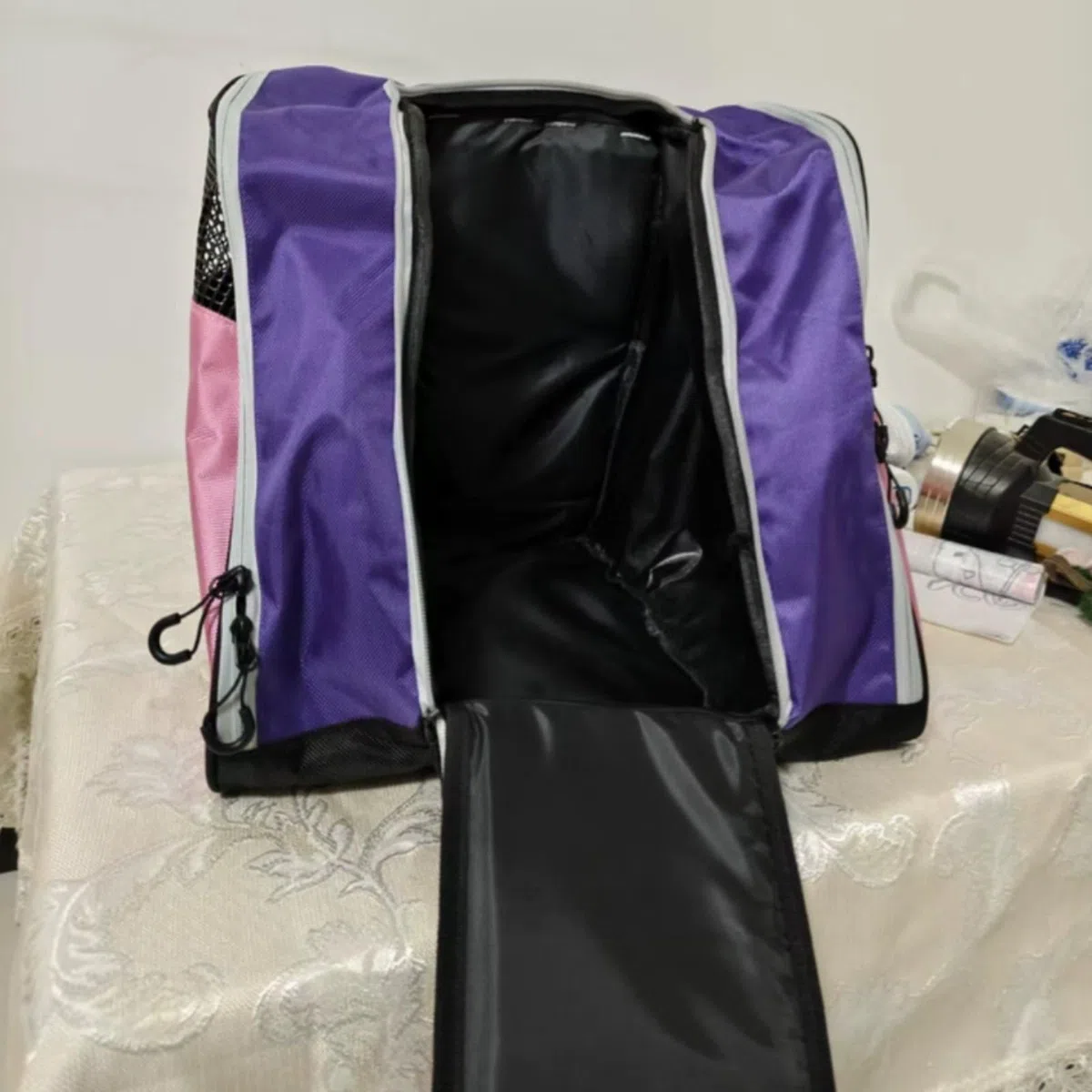 Zaino per Pattini Borsa Pattinaggio Sacca Borsa Attrezzatura Grande Capacità per Casco E Protezioni Nylon Resistente Adatto per Pista di Pattinaggio Allenamenti Viaggi