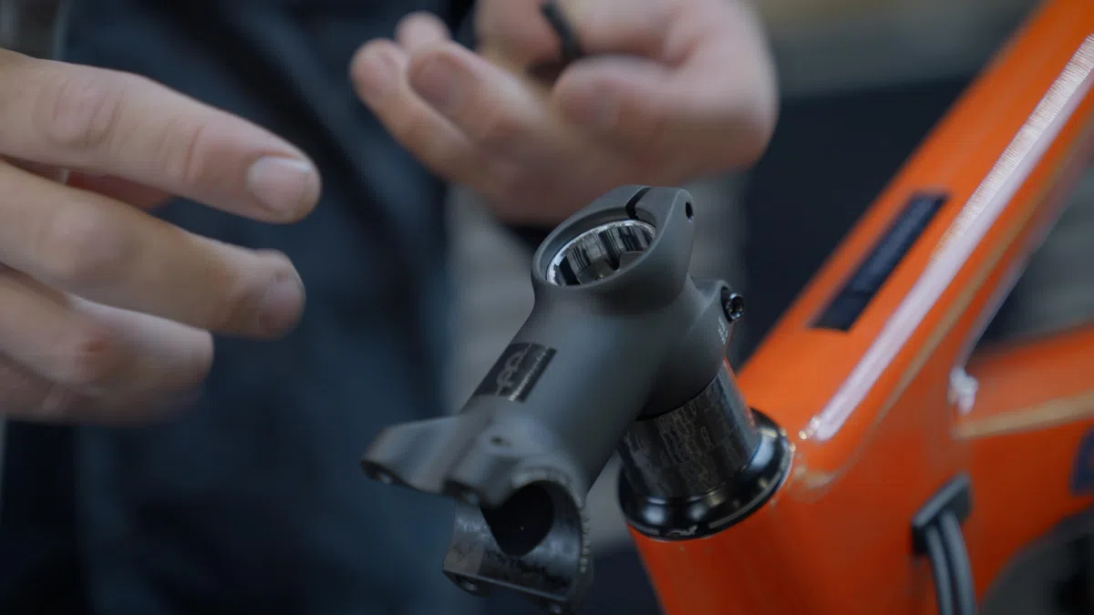 BBB Cycling RoadForce II Attacco manubrio | Per tutti i tipi di bici con manubrio Ø 31,8 mm | Diametro tubo forcella 28,6 mm | Leggero e resistente | BHS-08