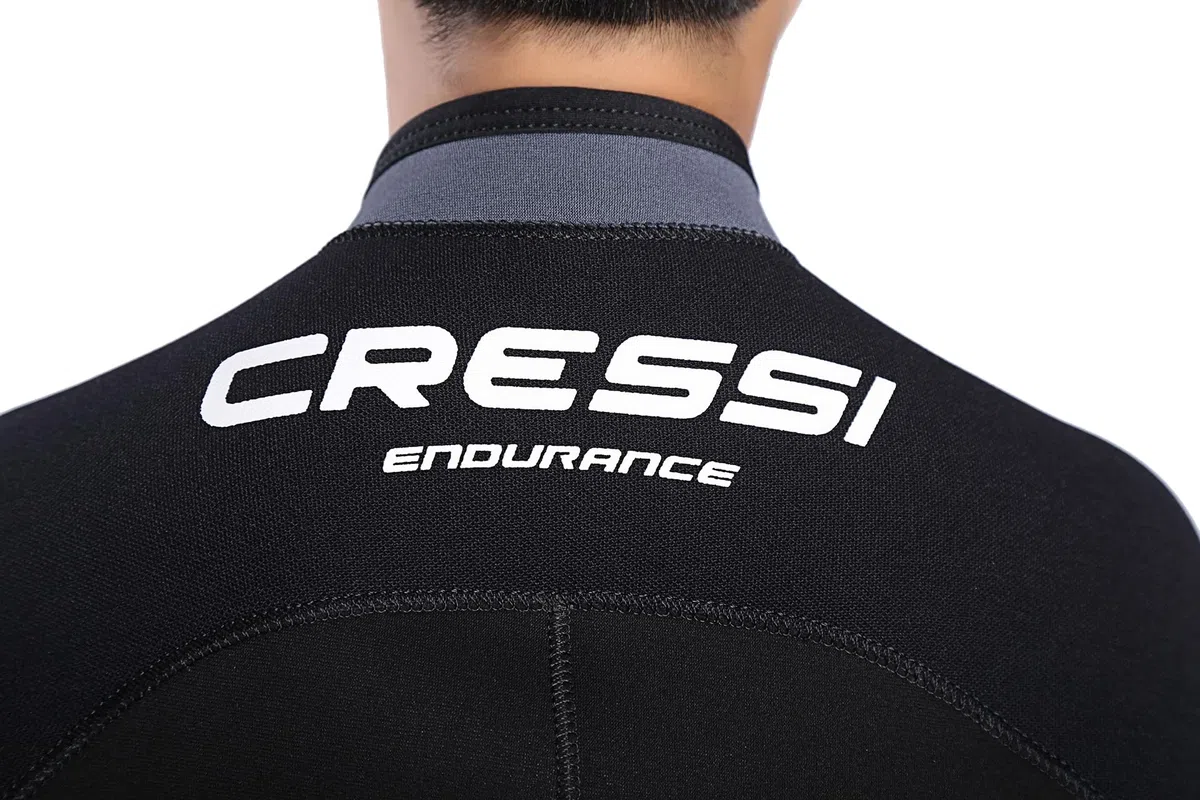 Cressi Endurance Kid Shorty Wetsuit 3 mm, Muta Shorty con Zip Sternale, Neoprene 3 mm Nero, Unisex Bambini e Ragazzi