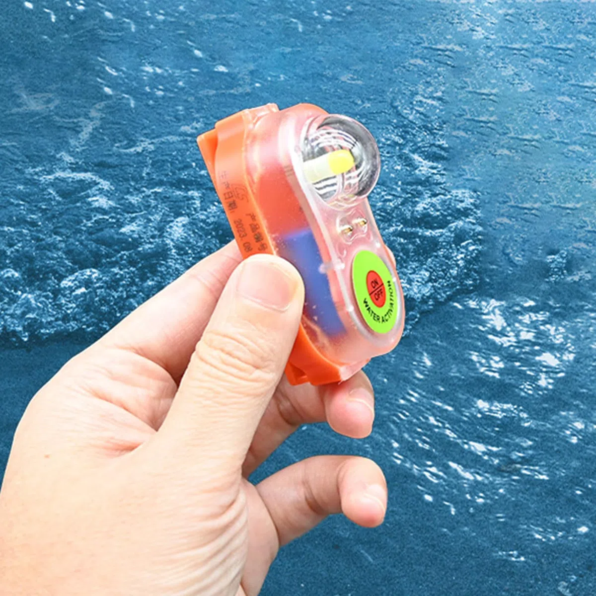 Generico Luci Giubbotto Salvataggio a LED con Attivazione ad Acqua - Set da 8 Pezzi - Rosse e Verdi per Emergenza in Mare per Sopravvivenza in Acqua di Luci Salvagente