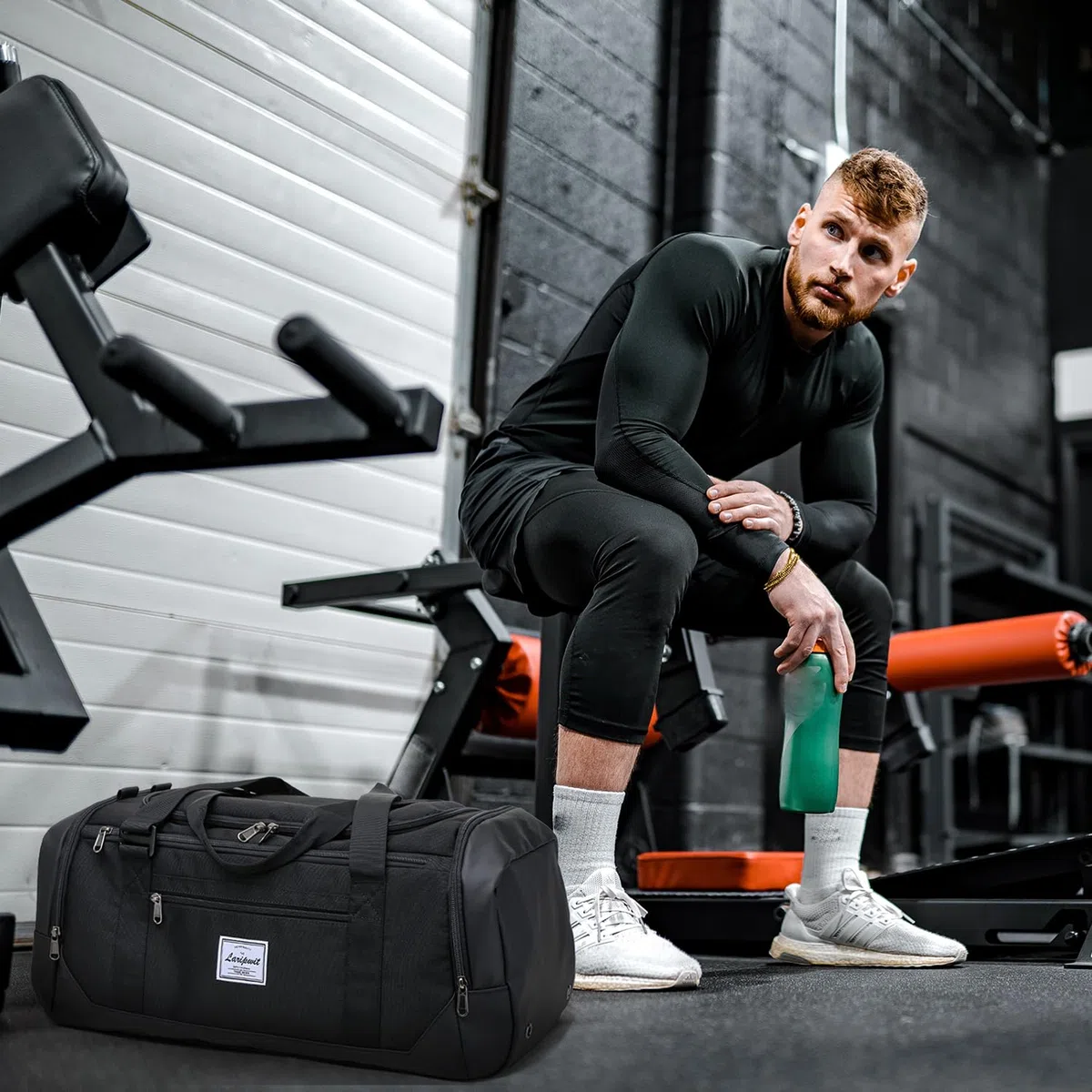 Laripwit Borse da palestra da uomo 40L borsone da viaggio con scomparto per scarpe e tasca bagnata borsone zaino per le donne, Nero , Zaino da palestra