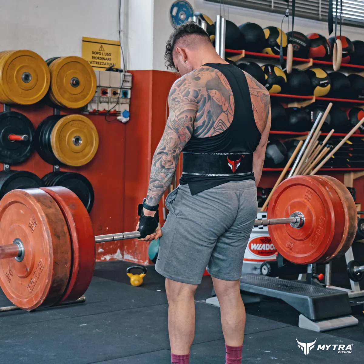 Mytra Fusion cintura palestra uomo & Donna cintura powerlifting, cintura sollevamento pesi 10MM di spessore e 4' di larghezza, 100% Vera Pelle cintura palestra, cintura bodybuilding