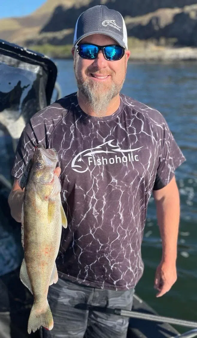 Fishoholic Occhiali da sole polarizzati bifocali per pesca con ingrandimento del lettore (opzioni 1.5x, 2.0x, 2.5x) e protezione UV400