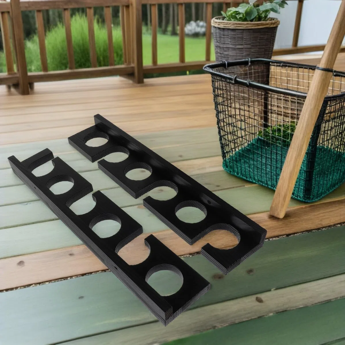 WOONEKY 2 Pezzi Porta Canne Pesca in Legno con Slot Supporto da Parete Orizzontale Robusto e Salvaspazio Organizzatore Rustico per Canne Pesca in Casa e Garage