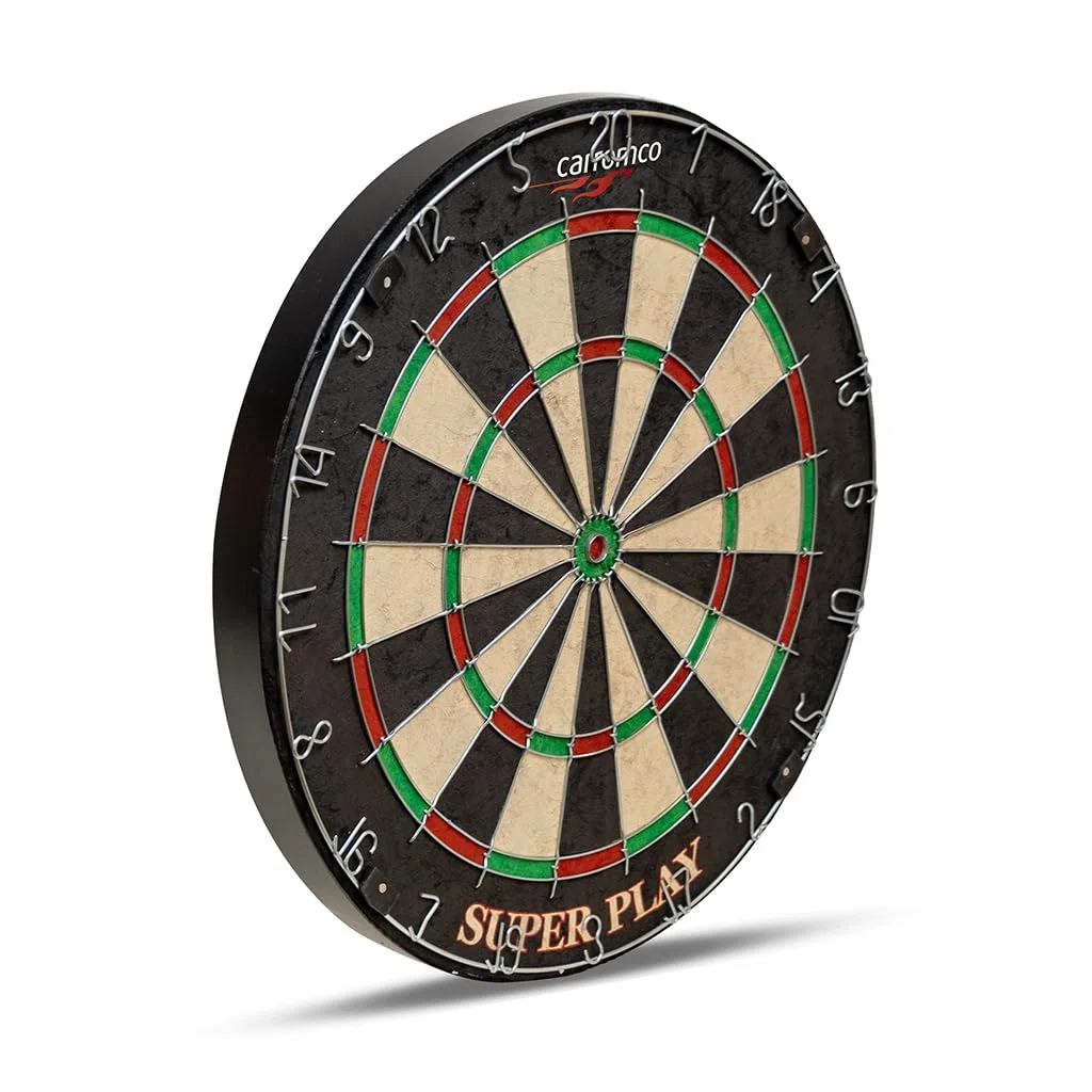 Carromco Steeldartboard Superplay - Bersaglio in sisal di alta qualità in formato tuning, professionale con anello numero di metallo, set di freccette con 3 freccette morbide e 3 freccette in acciaio
