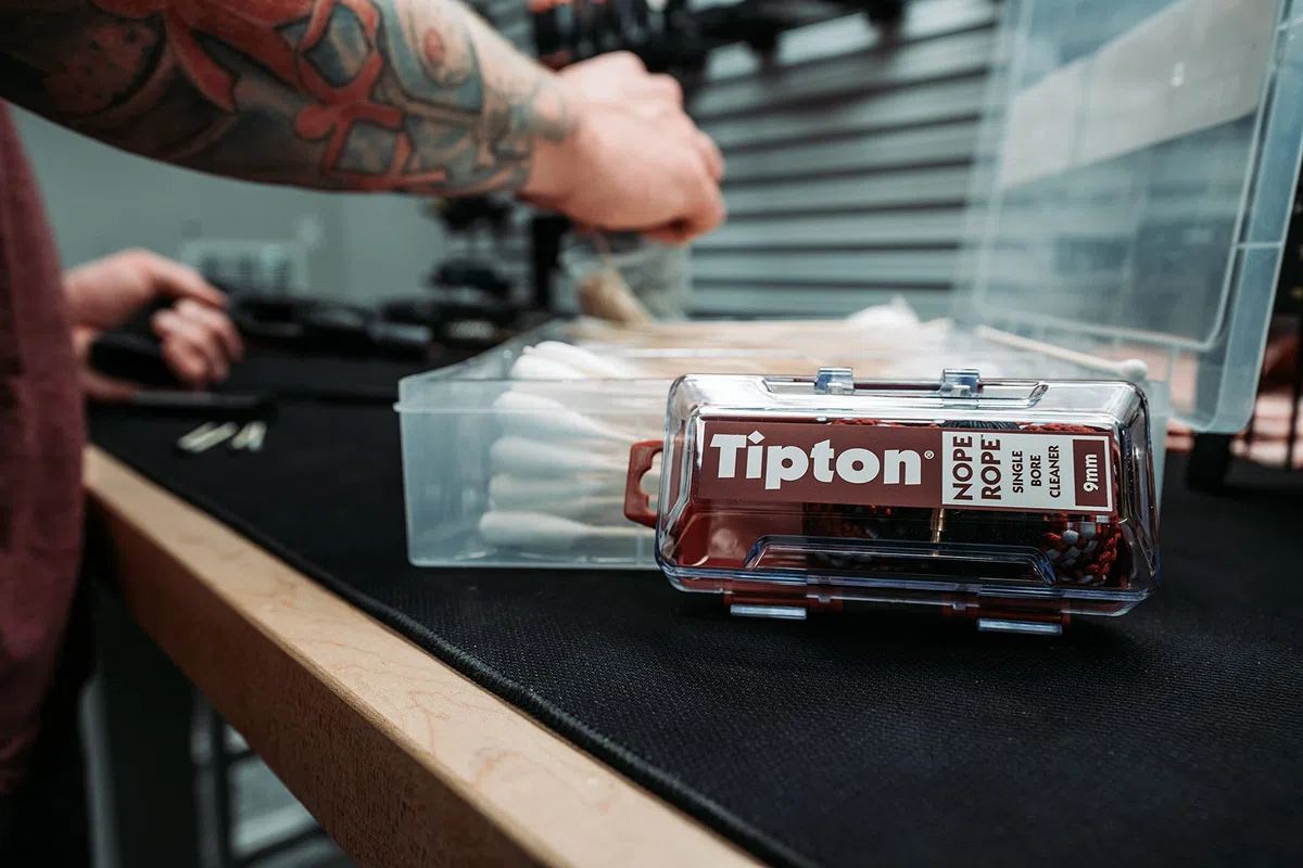 Tipton Nope Ropes - Funi da 9 mm con attacco da estremità a estremità e custodia per manutenzione armi da fuoco