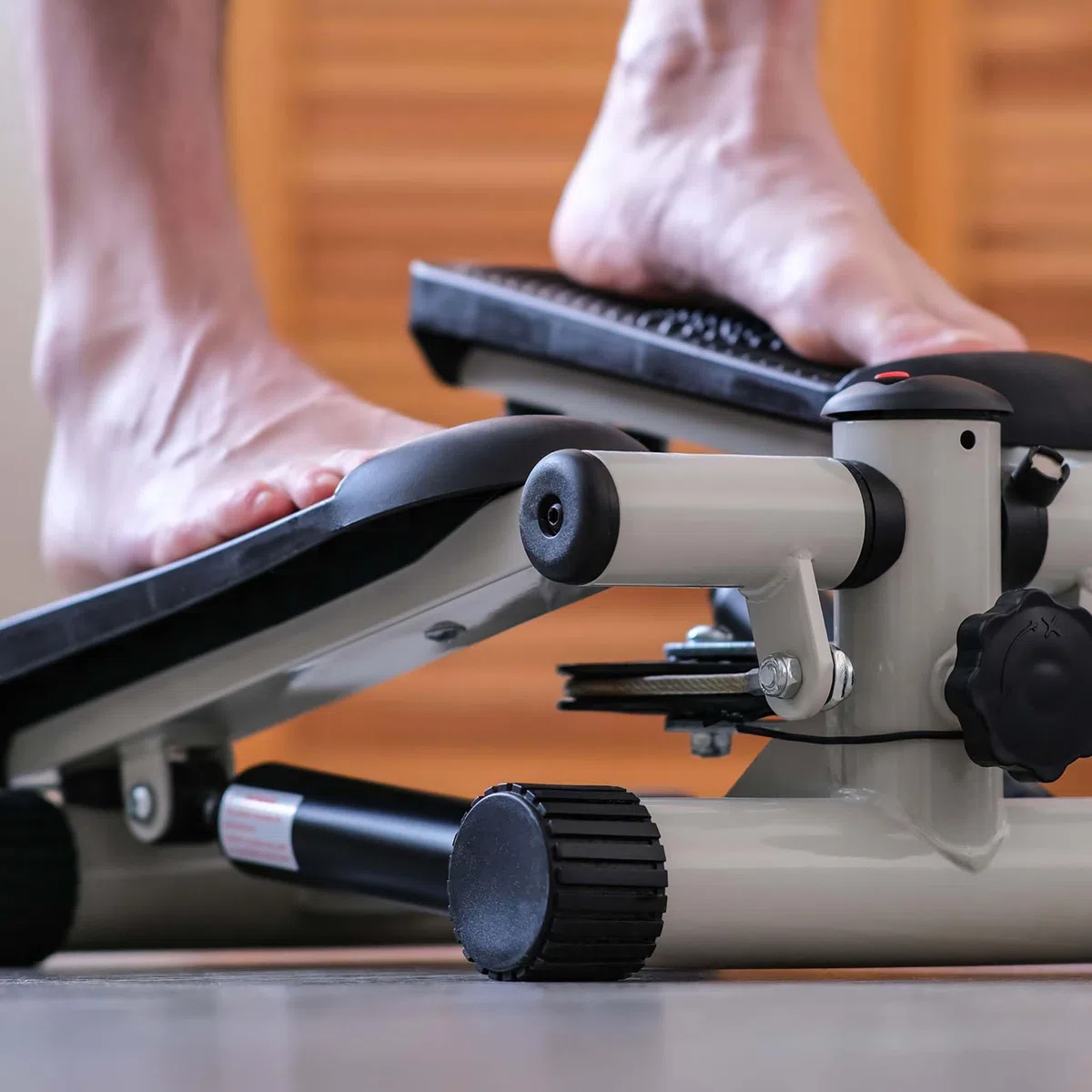 Wiltec LUXTRI Stepper 41x30x18cm con Computer per Allenamento Fitness Gambe & Glutei Ministepper Elastici