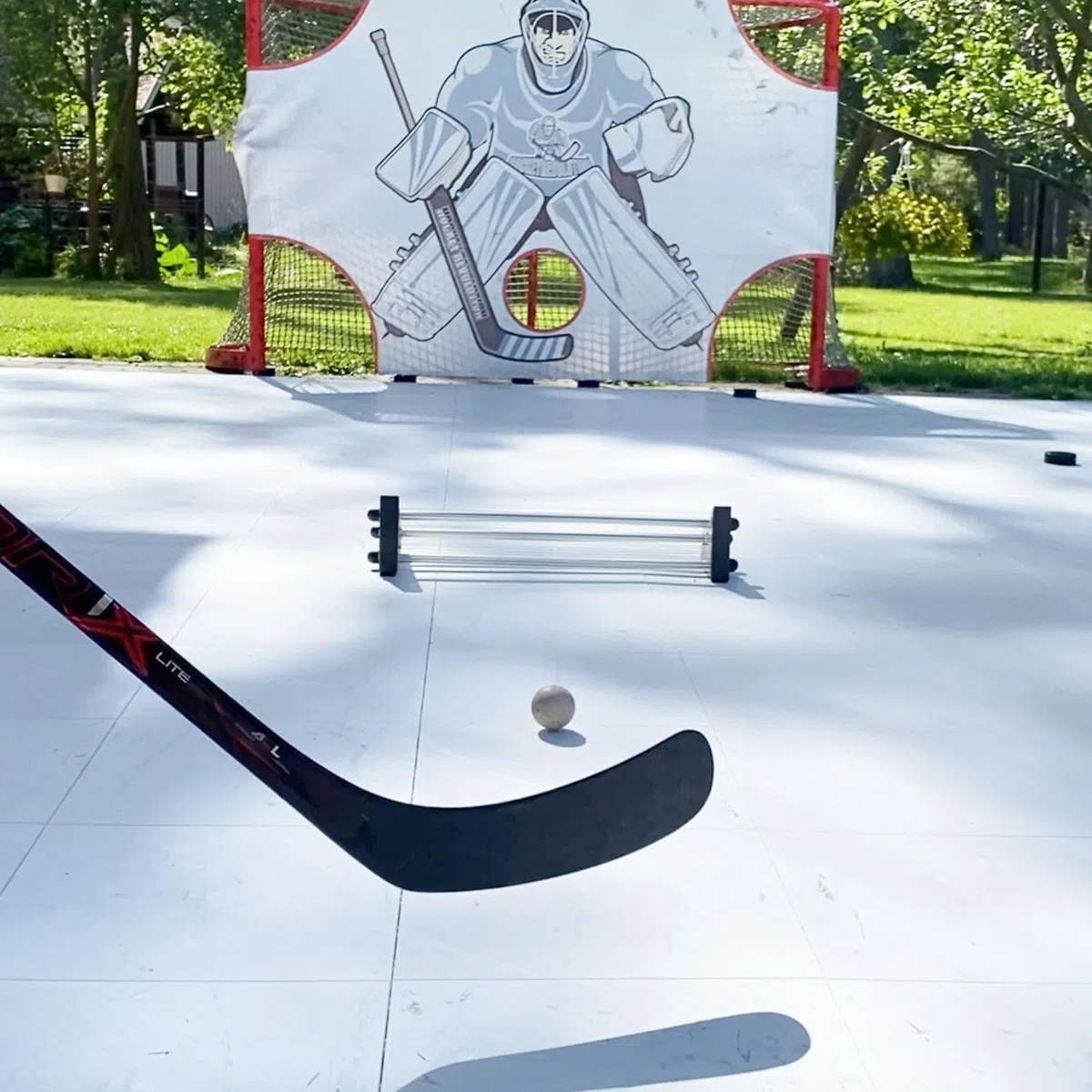 Hockey Revolution Essentials Kit – Palline svedesi in legno con dischi da hockey e disco in plastica resistente – Abilità di dribbling del pavimento, Deke e trapani per la manipolazione delle palle