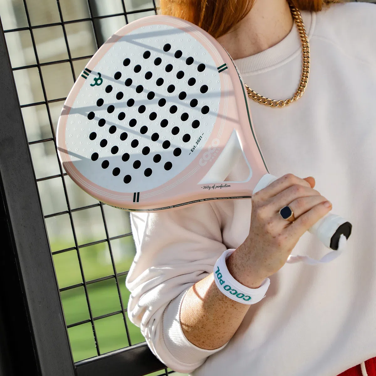 RC TWO Racchetta da Padel | Superficie in Fibra di Carbonio 3K | Anima in EVA Morbido | 360g | Controllo Preciso e Potenza | Giocatori Intermedi | Rosa Dusty