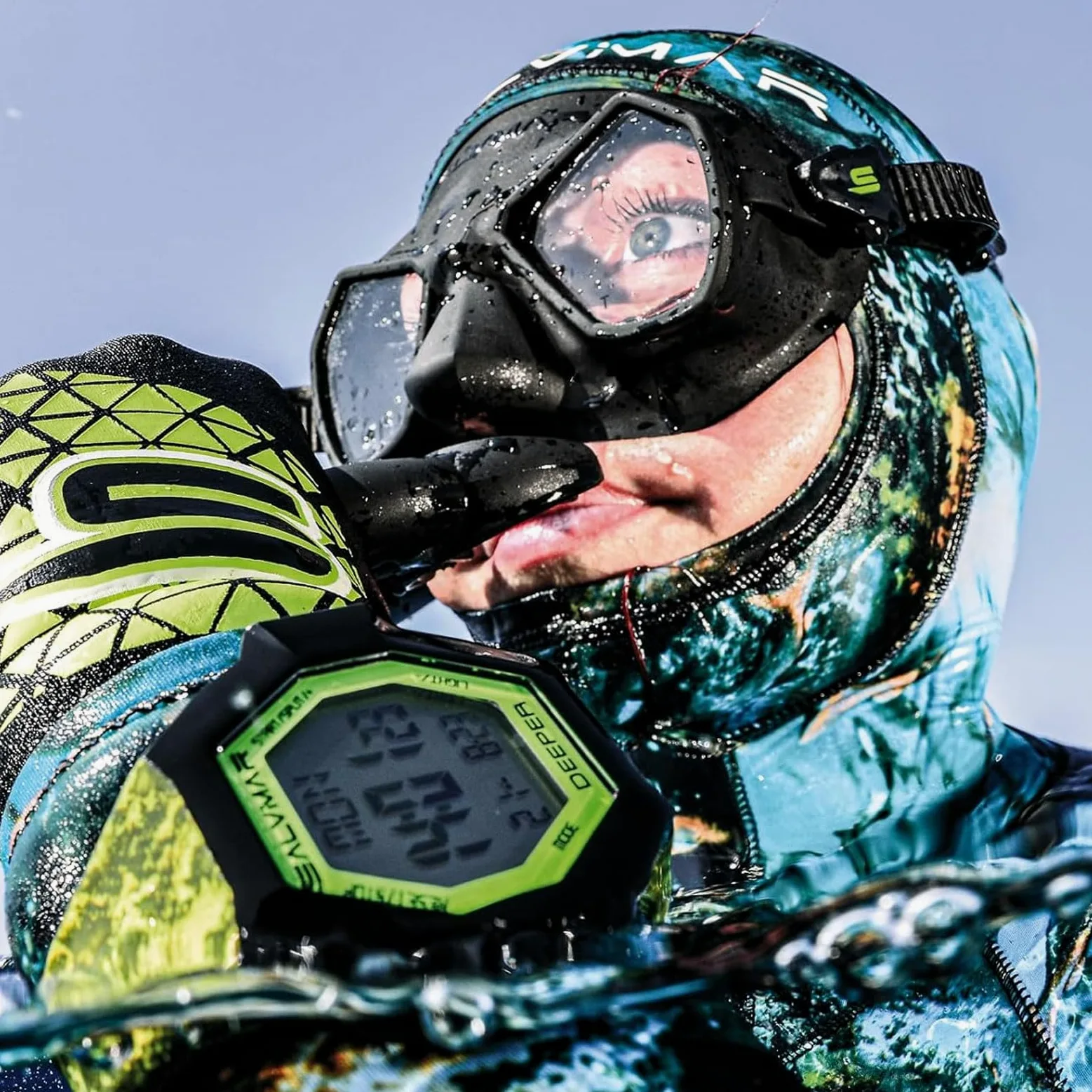 SALVIMAR Hathor Anti Fog, Maschera Adulto in Silicone con Lenti Anti Appannamento, per pesca subacquea, snorkeling e immersione, Nero