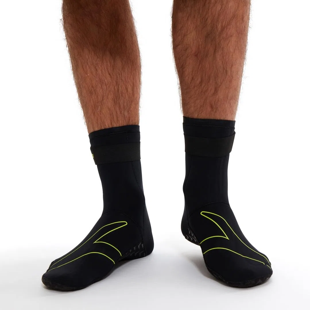 Speedo Adult Swim Socks Black/Yellow Calzini per nuoto Unisex - Adulto (Pacco da 1)