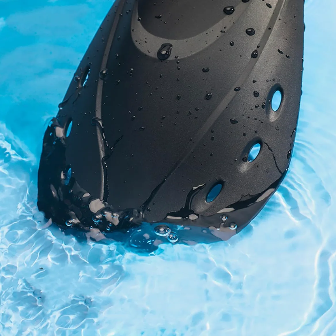 Pinne Corte per Snorkeling e Allenamento Nuoto Unisex Regolabili in Nero Leggere e Facili da Trasportare per Piscina e Viaggio