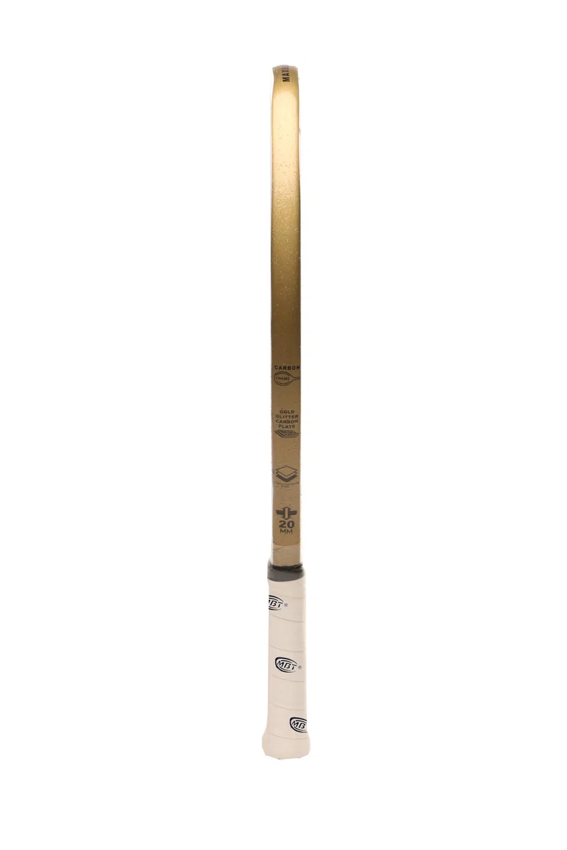 MBT GOLD, Racchetta Beach Tennis Gold Glitter Carbonio Triple Layer- Trattamento ruvido- Eva High Power – Leggera e Bilanciata – Profilo 20 mm - Custodia inclusa - Alan Maldini campione del Mondo 2010