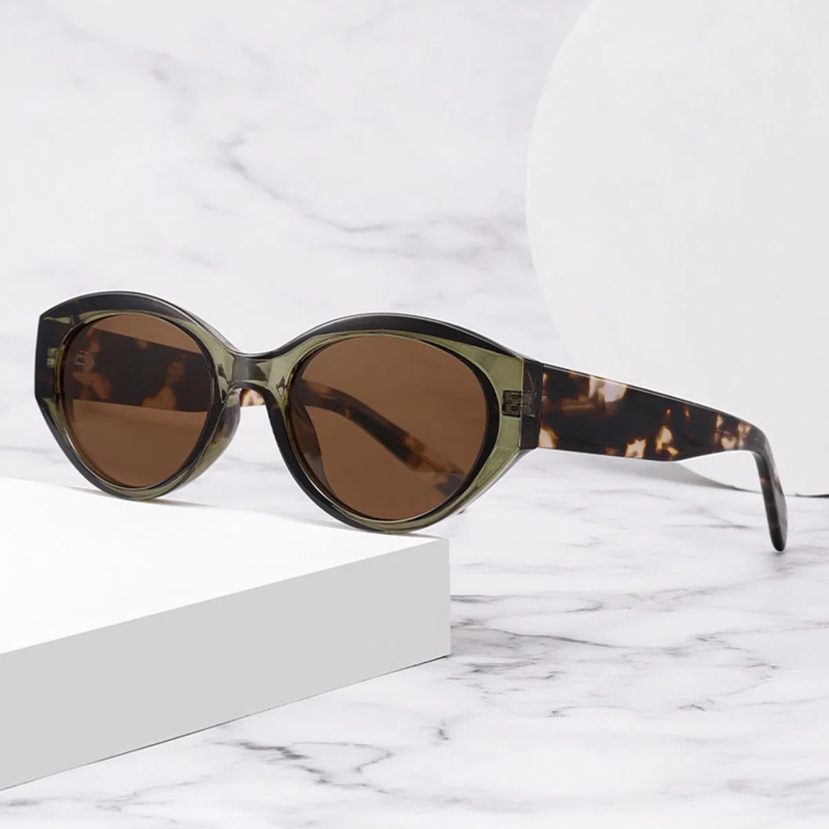 Occhiali da sole polarizzati alla moda da donna Cat Eye Occhiali da sole Uv400 Acetato Nero Verde Marrone